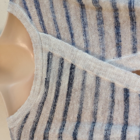 Pam & Gela Cross Back Sweater - Picture 11 of 16